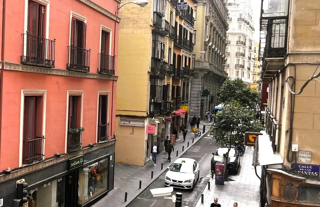 Gran Via Chueca Apartamentos Noxi-1